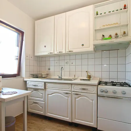 Apartamento Tomislav 2078 *
