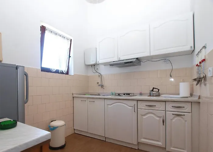 Tomislav 2078 아파트 *