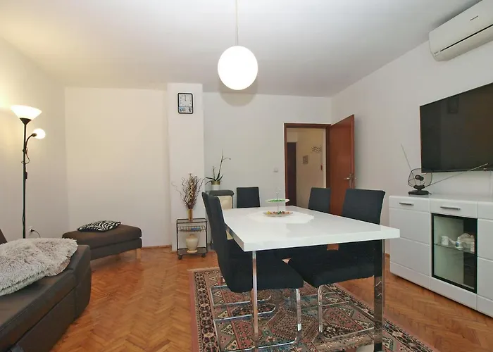 Tomislav 2078 * 페로이